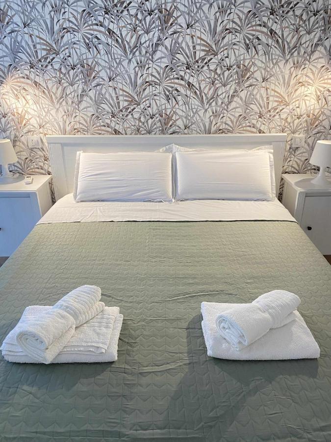 Apartamento Bajo Con Piscina Macarella Cala'N Blanes  Eksteriør bilde