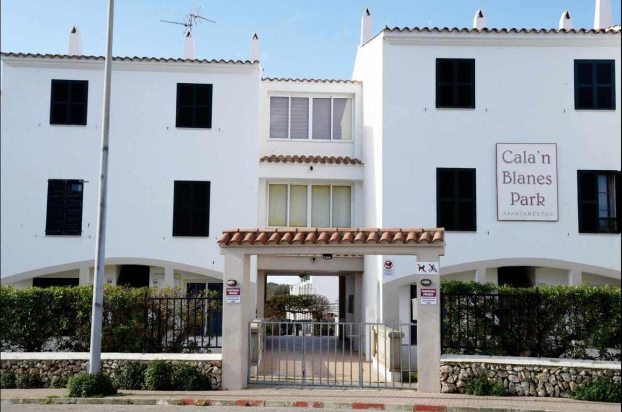 Apartamento Bajo Con Piscina Macarella Cala'N Blanes  Eksteriør bilde